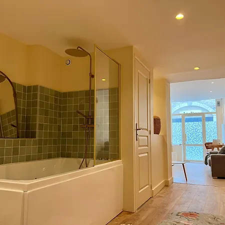 Lägenhet Le Slow Life - Suite Avec Spa Privatif