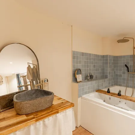 Le Slow Life - Suite Avec Spa Privatif * Boulogne-sur-Mer